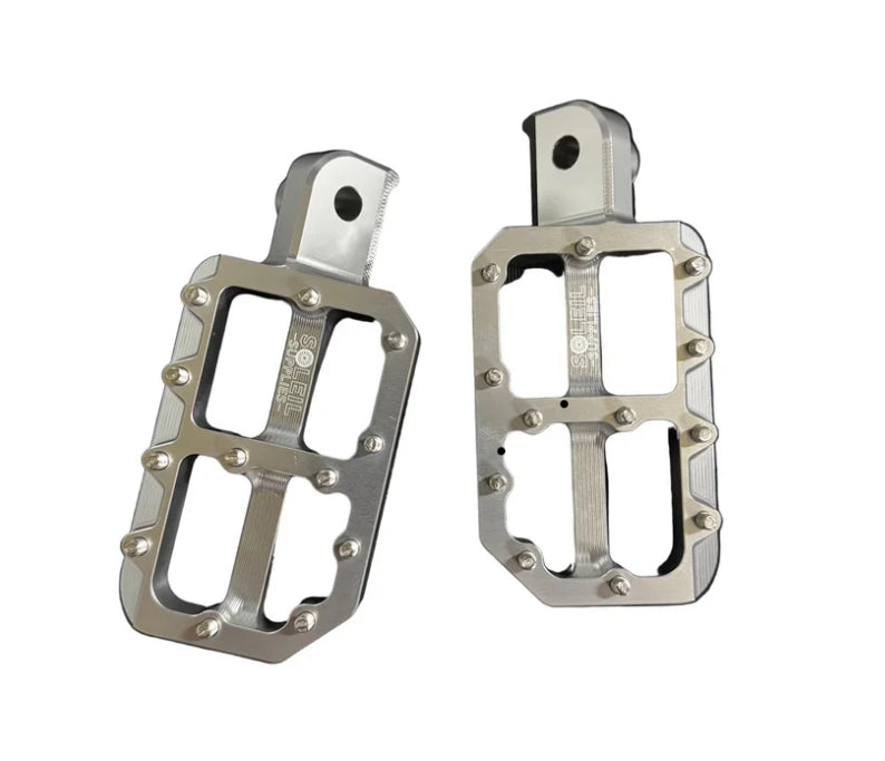 Tuttio pegs